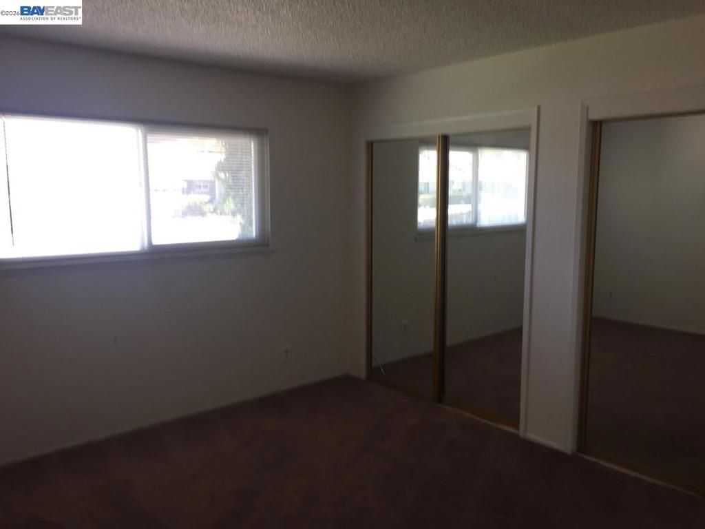 Image 5 of property listing at 953 7th, Ripon, CA 95366