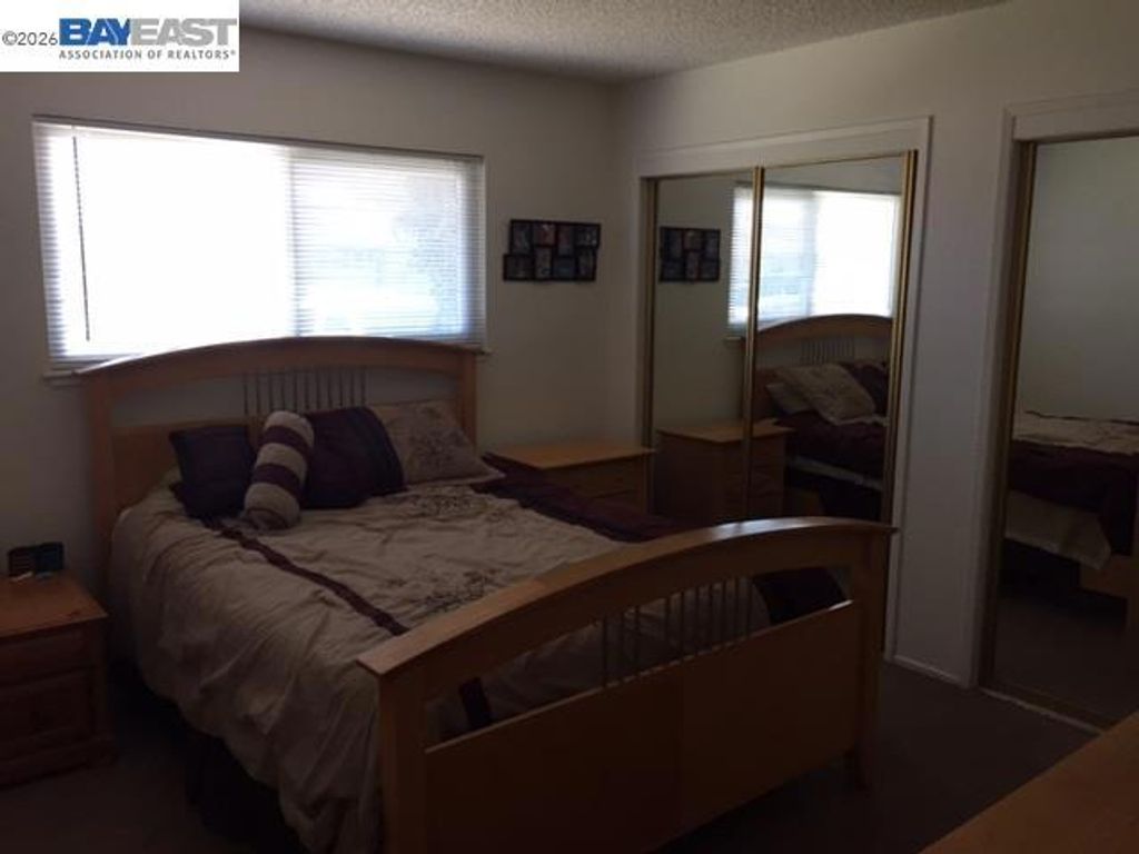Image 6 of property listing at 953 7th, Ripon, CA 95366