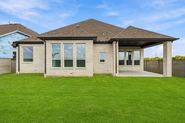 7013 Southwest Drive, League City, TX 77546