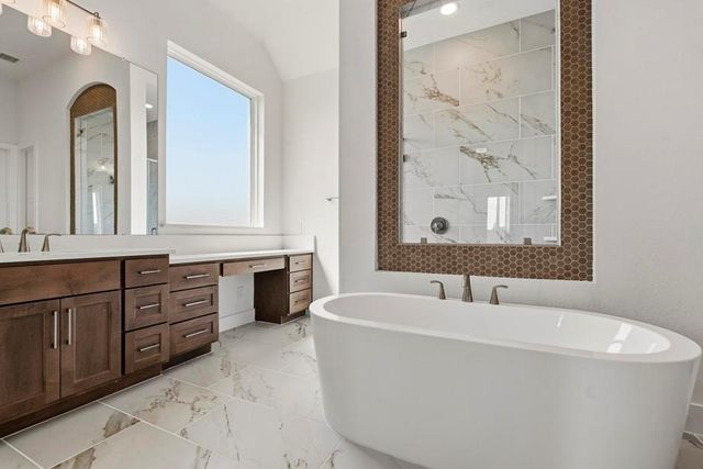 7013 Southwest Drive, League City, TX 77546
