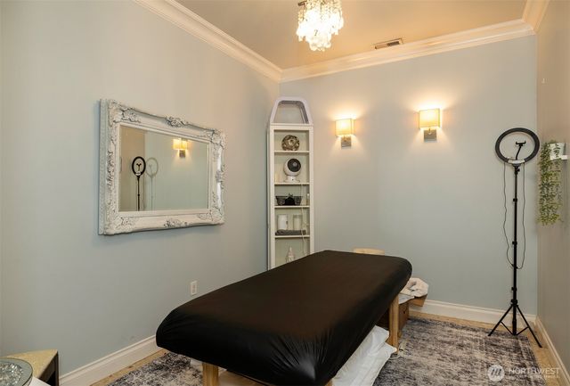 407 W Galer Street, Seattle, WA 98119