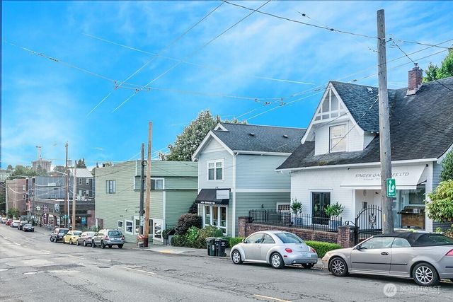 407 W Galer Street, Seattle, WA 98119