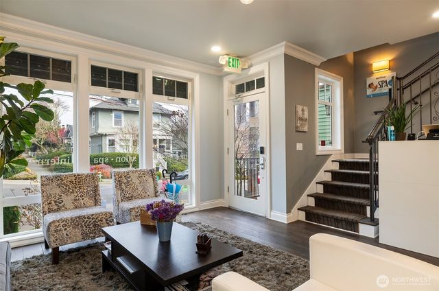 407 W Galer Street, Seattle, WA 98119