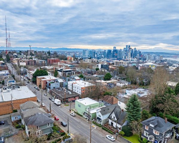 407 W Galer Street, Seattle, WA 98119