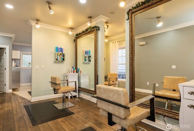 407 W Galer Street, Seattle, WA 98119