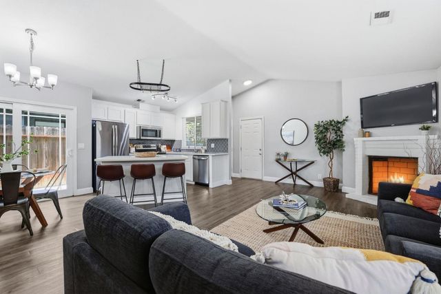 1319 Chignahuapan Way, Roseville, CA 95747