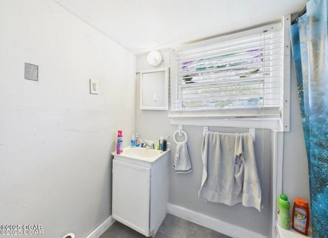 802 Patterson Street, Duenweg, MO 64841