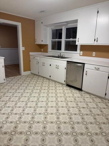279 Mount Carmel Road, Walterboro, SC 29488
