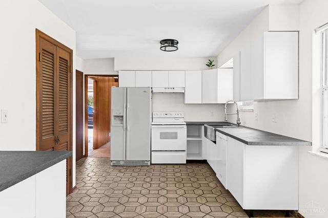 737 Shady Hollow Lane, Miami Twp, OH 45150