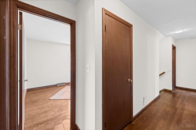 737 Shady Hollow Lane, Miami Twp, OH 45150