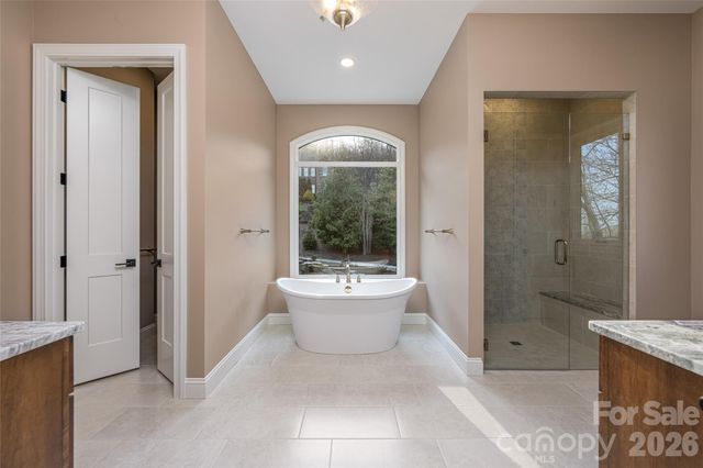 527 Falkirk Way, Zirconia, NC 28790