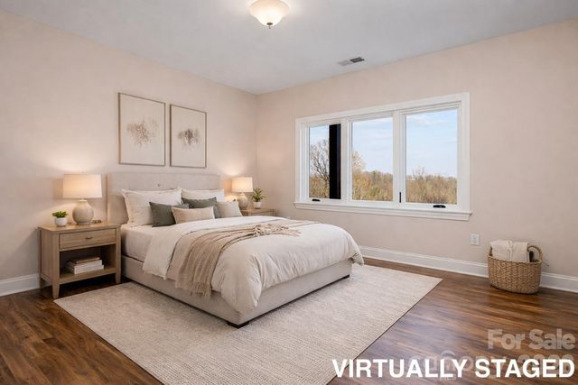 527 Falkirk Way, Zirconia, NC 28790