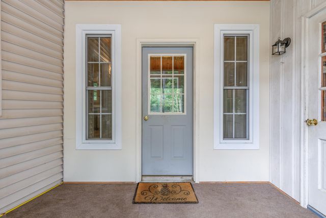 525 Briar Hill Road, Hopkinton, NH 03229