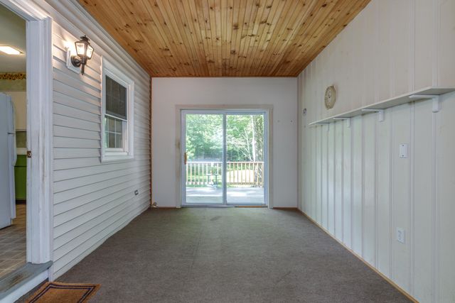 525 Briar Hill Road, Hopkinton, NH 03229