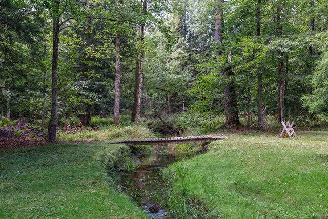 525 Briar Hill Road, Hopkinton, NH 03229