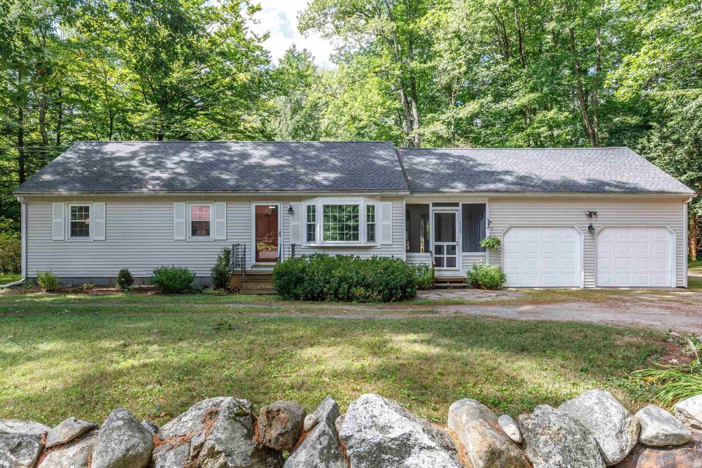 525 Briar Hill Road, Hopkinton, NH 03229