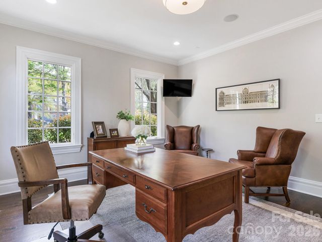 1930 Queens Road W, Charlotte, NC 28207