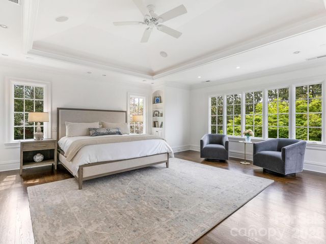 1930 Queens Road W, Charlotte, NC 28207