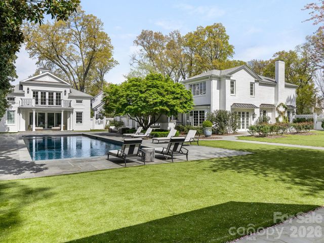 1930 Queens Road W, Charlotte, NC 28207