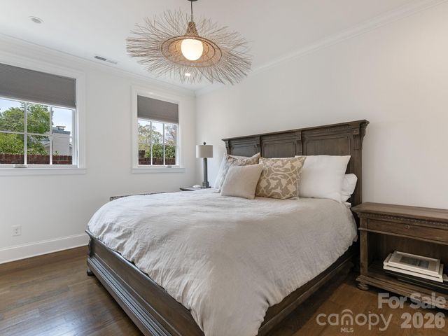 1930 Queens Road W, Charlotte, NC 28207