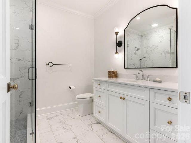 1930 Queens Road W, Charlotte, NC 28207