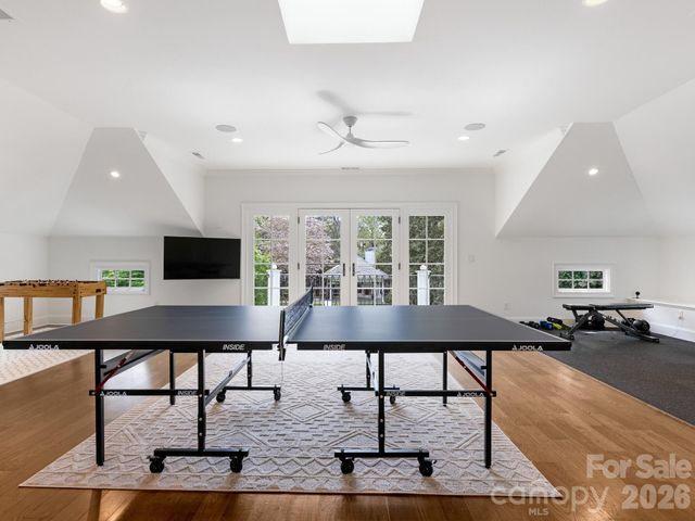 1930 Queens Road W, Charlotte, NC 28207