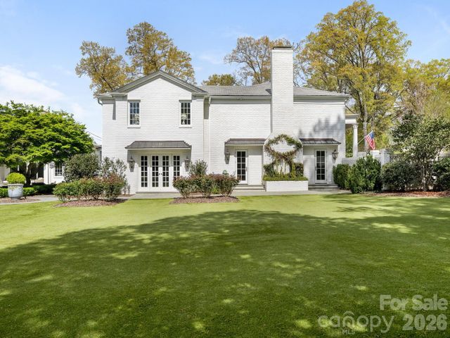 1930 Queens Road W, Charlotte, NC 28207