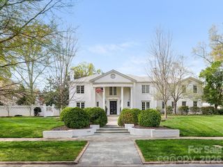 1930 Queens Road W, Charlotte, NC 28207