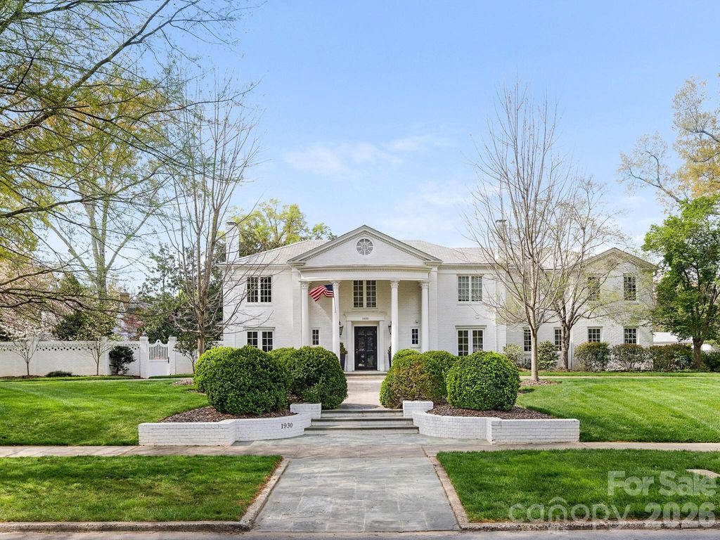 1930 Queens Road W, Charlotte, NC 28207