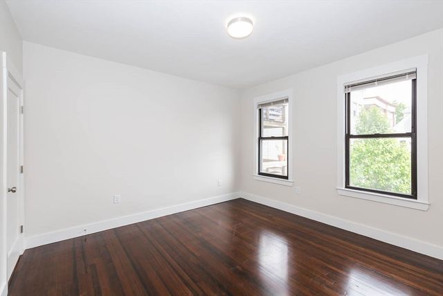 24 Clary St 2R, Cambridge, MA 02139