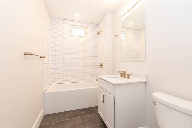 24 Clary St 2R, Cambridge, MA 02139