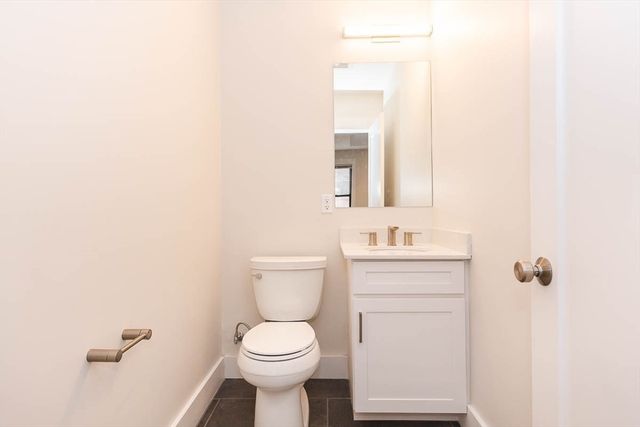 24 Clary St 2R, Cambridge, MA 02139