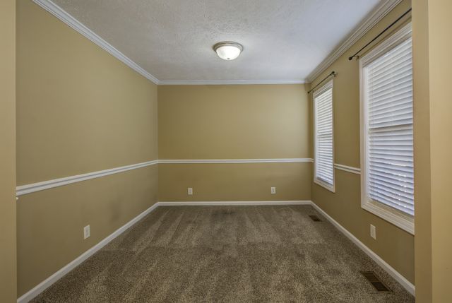 2804 Sharpie Dr, Clarksville, TN 37040