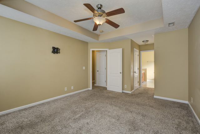 2804 Sharpie Dr, Clarksville, TN 37040