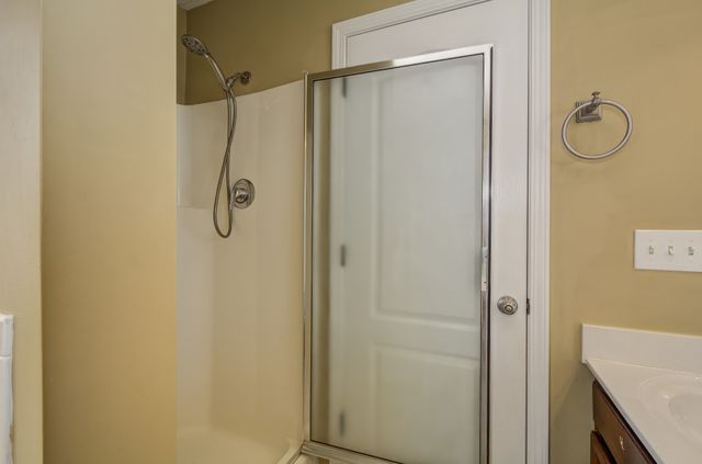 2804 Sharpie Dr, Clarksville, TN 37040
