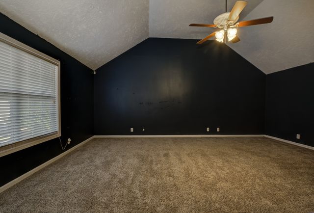 2804 Sharpie Dr, Clarksville, TN 37040