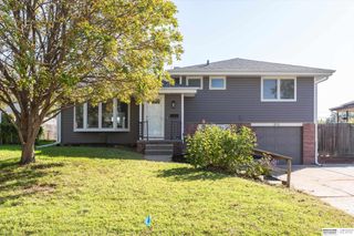 815 Tipperary Drive, Papillion, NE 68046