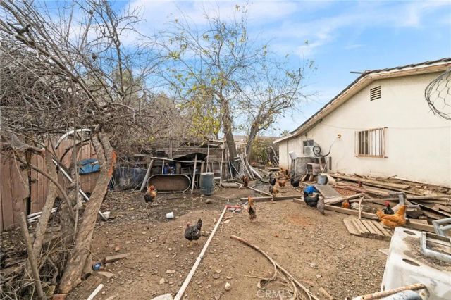 19597 Jurupa Avenue, Bloomington, CA 92316