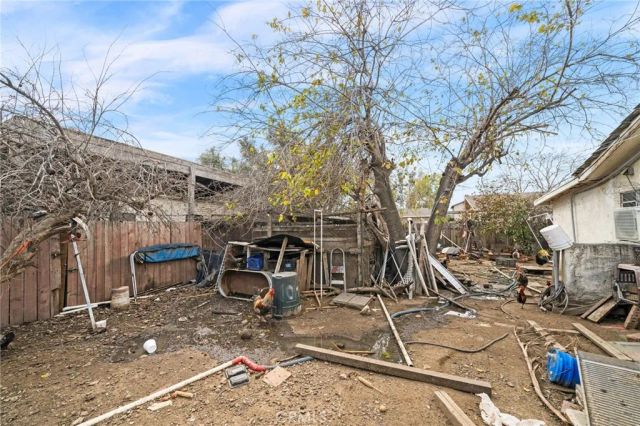 19597 Jurupa Avenue, Bloomington, CA 92316