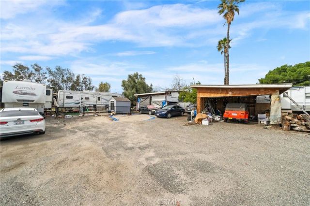 19597 Jurupa Avenue, Bloomington, CA 92316