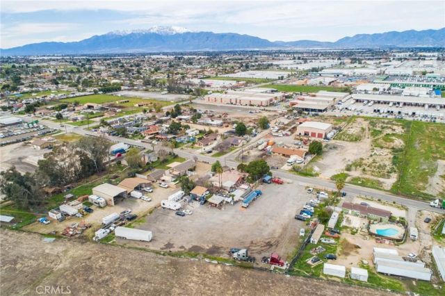19597 Jurupa Avenue, Bloomington, CA 92316