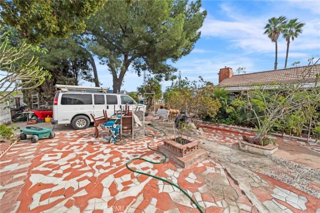 19597 Jurupa Avenue, Bloomington, CA 92316