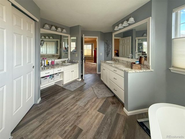 64 Dawn Heath Cir, Littleton, CO 80127