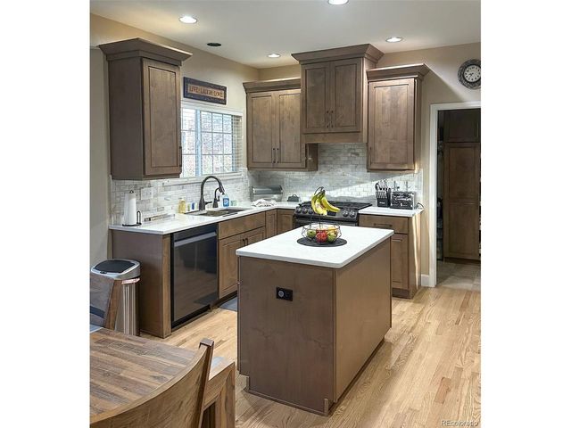 64 Dawn Heath Cir, Littleton, CO 80127