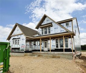 402 W Spielberg Circle, Springfield, OH 45505