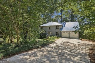 4690 Nutmeg Way SW, Lilburn, GA 30047