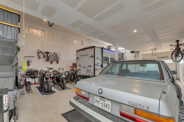 20704 John Gill DR, Manor, TX 78653