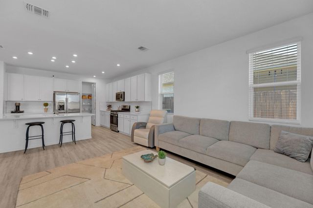 20704 John Gill DR, Manor, TX 78653