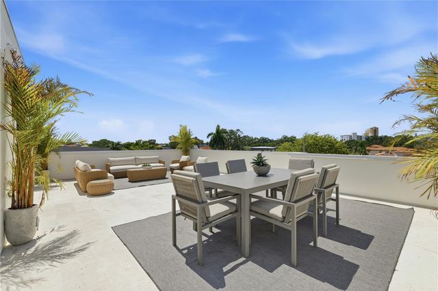 130 ADRIATIC AVENUE, Tampa, FL 33606