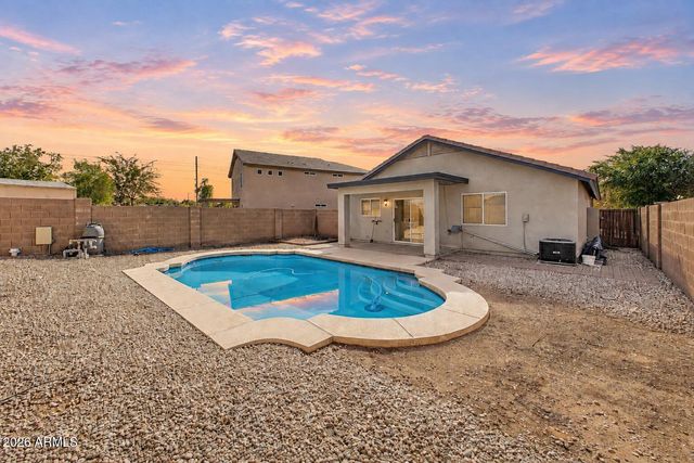31193 N MESQUITE Way, San Tan Valley, AZ 85143